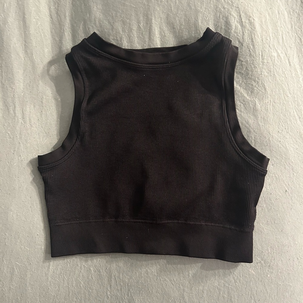 Black Sleeveless Ribbed Crop Top